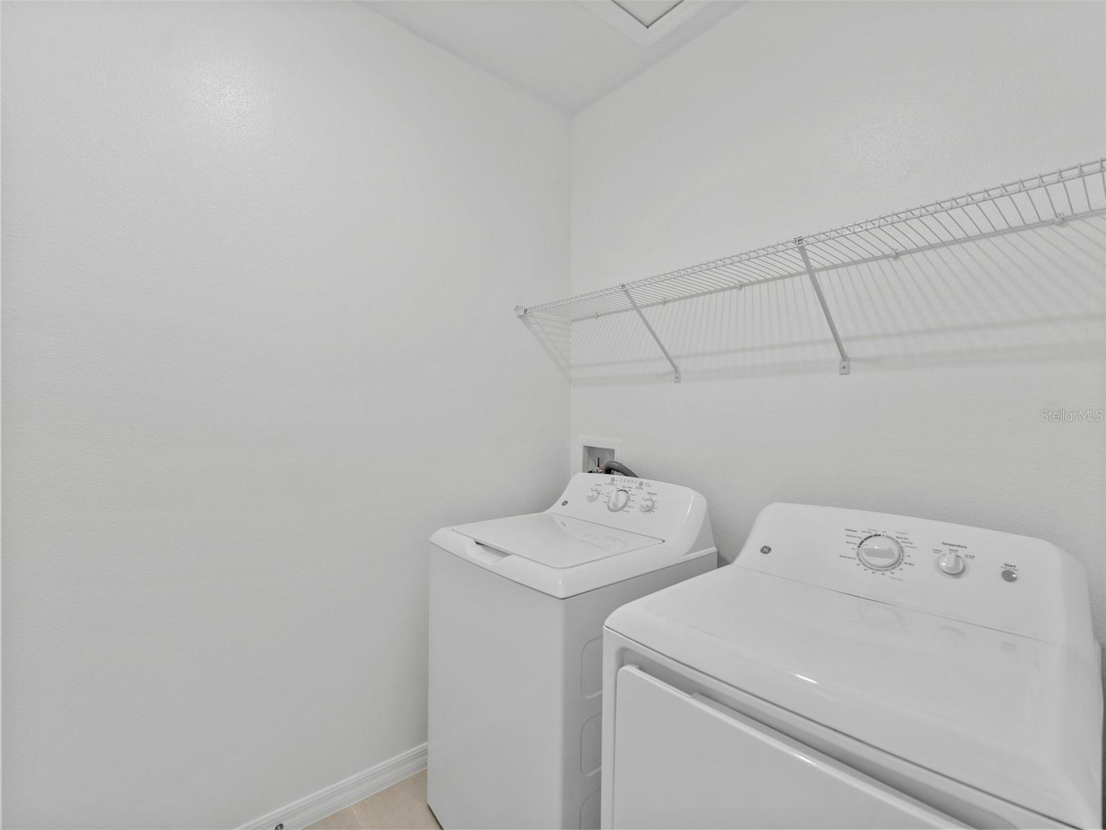 Image 25 of 33 For 3375 Lapis Lake Drive