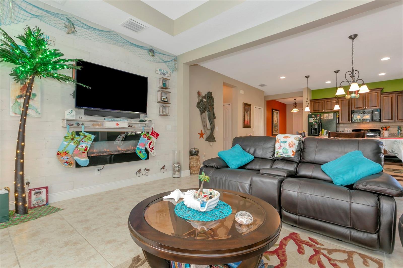 Image 11 of 37 For 11742 Forest Park Circle