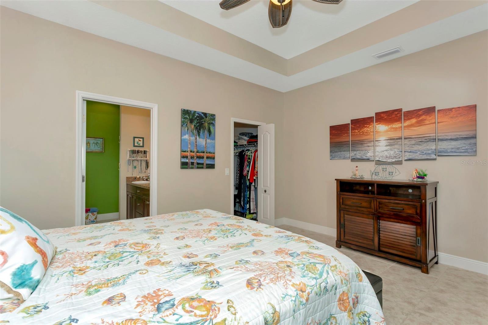 Image 15 of 37 For 11742 Forest Park Circle