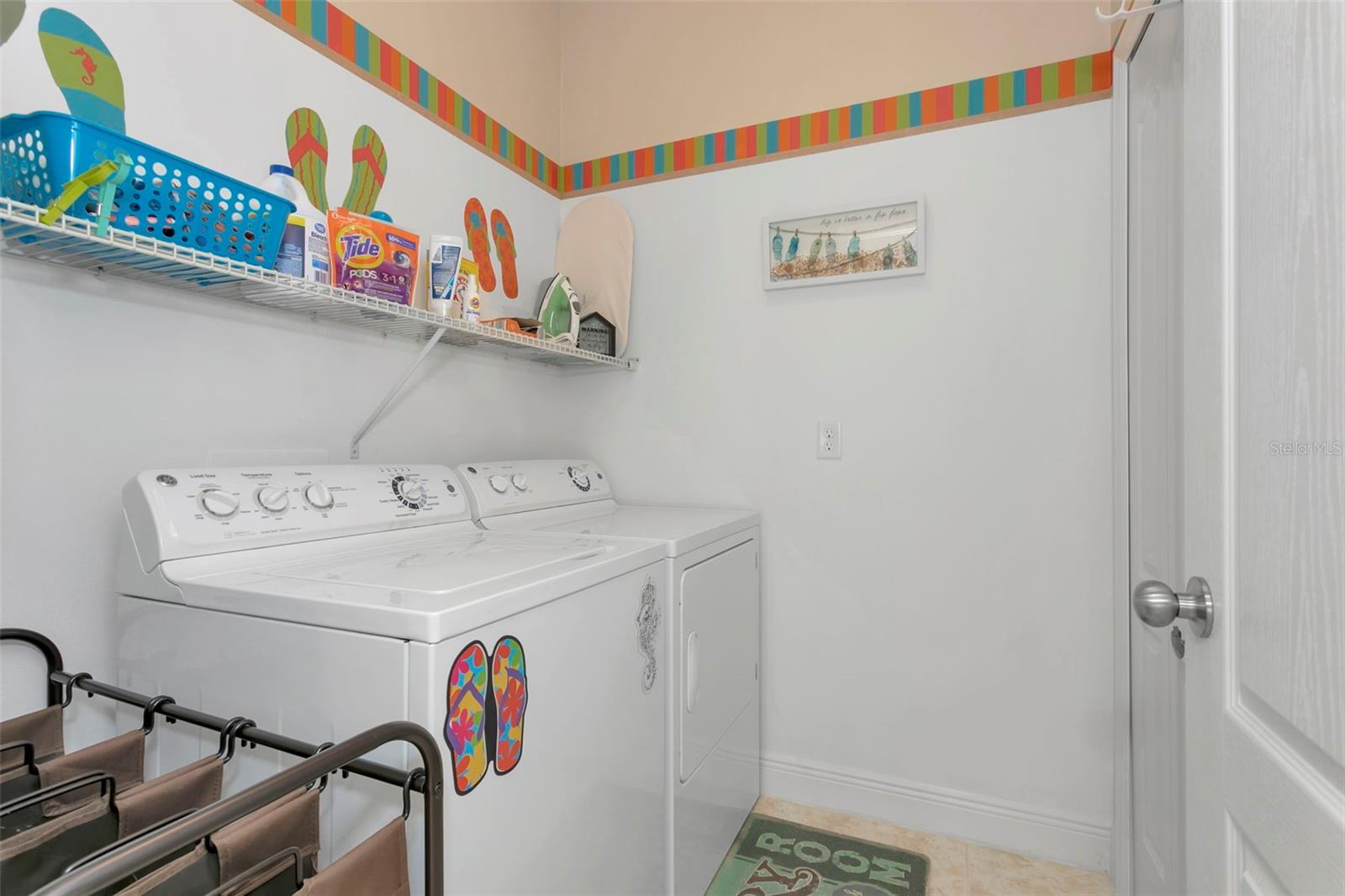 Image 21 of 37 For 11742 Forest Park Circle