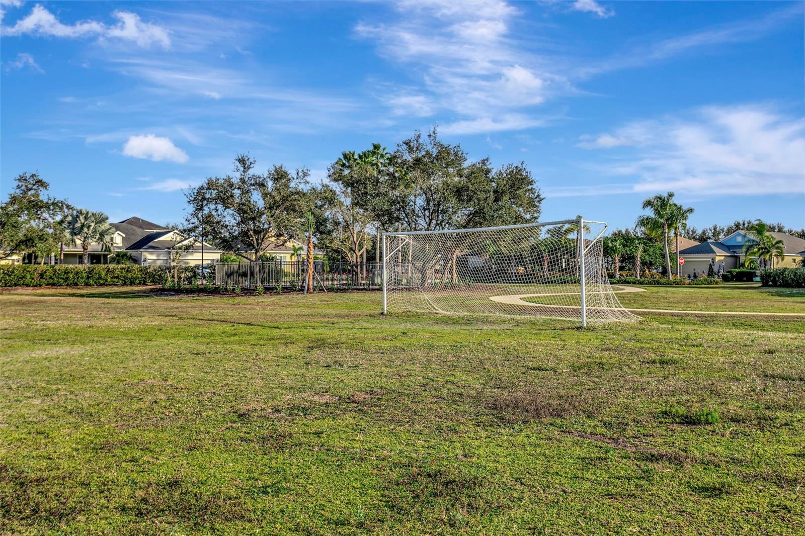 Image 33 of 37 For 11742 Forest Park Circle