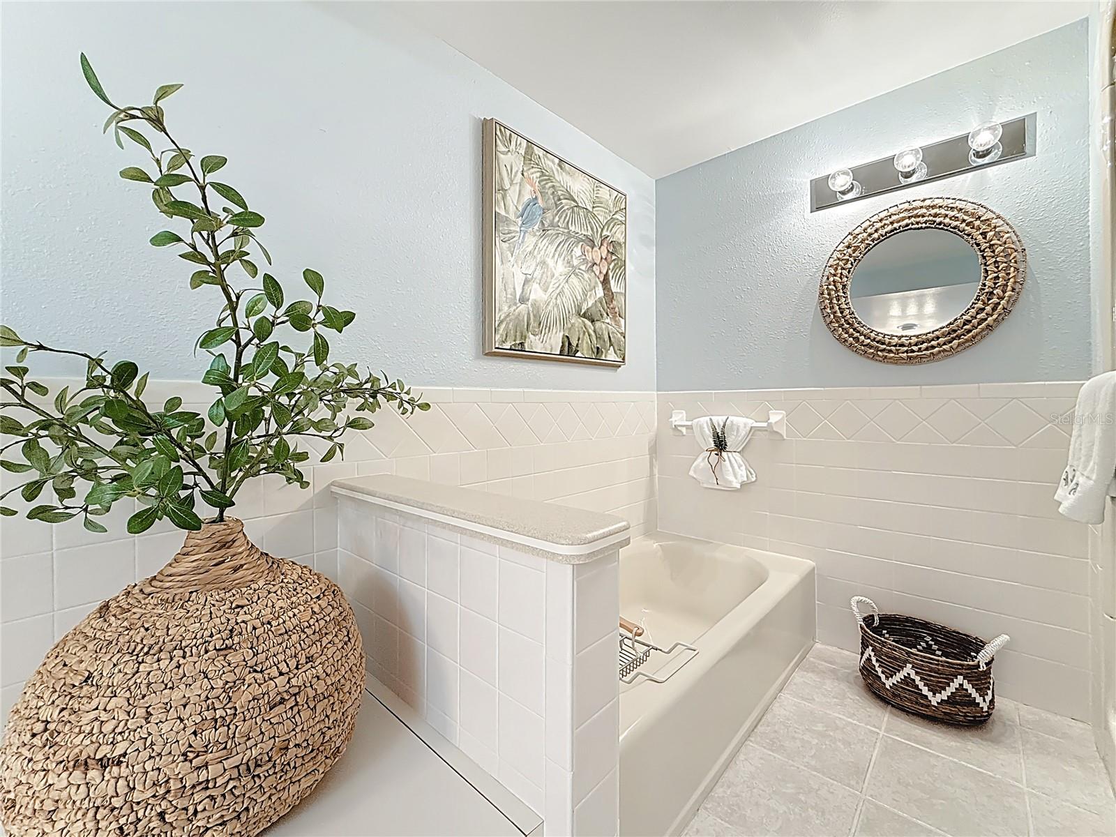 Image 26 of 52 For 55 Rogers Street 404