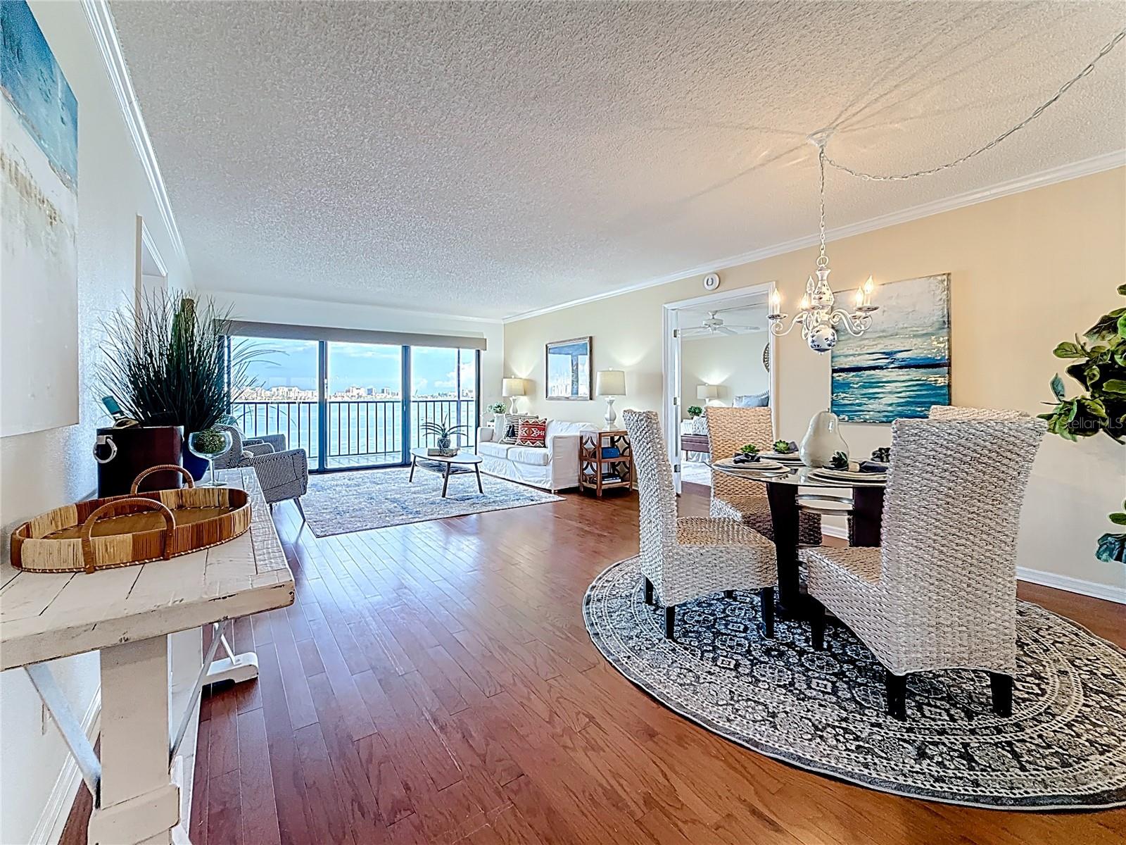 Image 5 of 52 For 55 Rogers Street 404