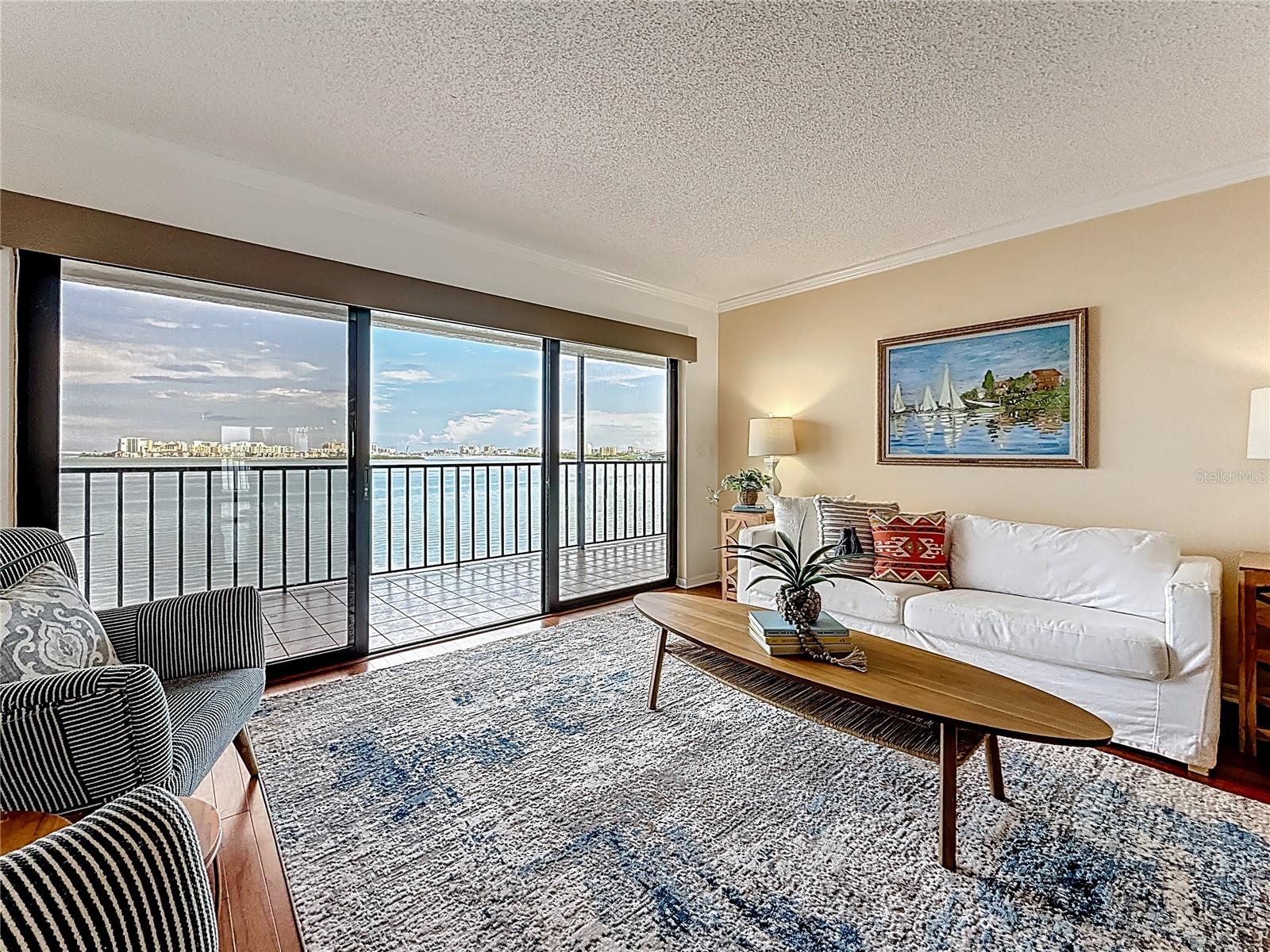 Image 8 of 52 For 55 Rogers Street 404