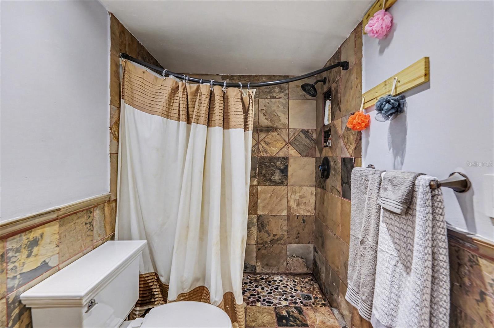 Image 20 of 30 For 2625 State Road 590  824