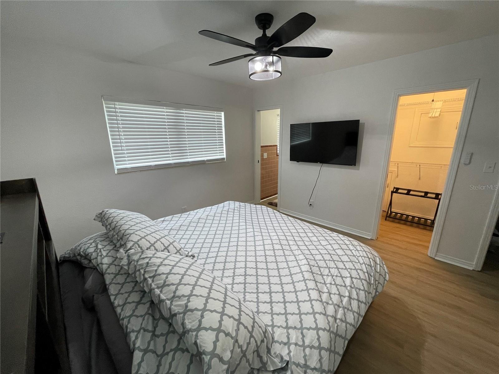 Image 13 of 34 For 3211 Leona Street