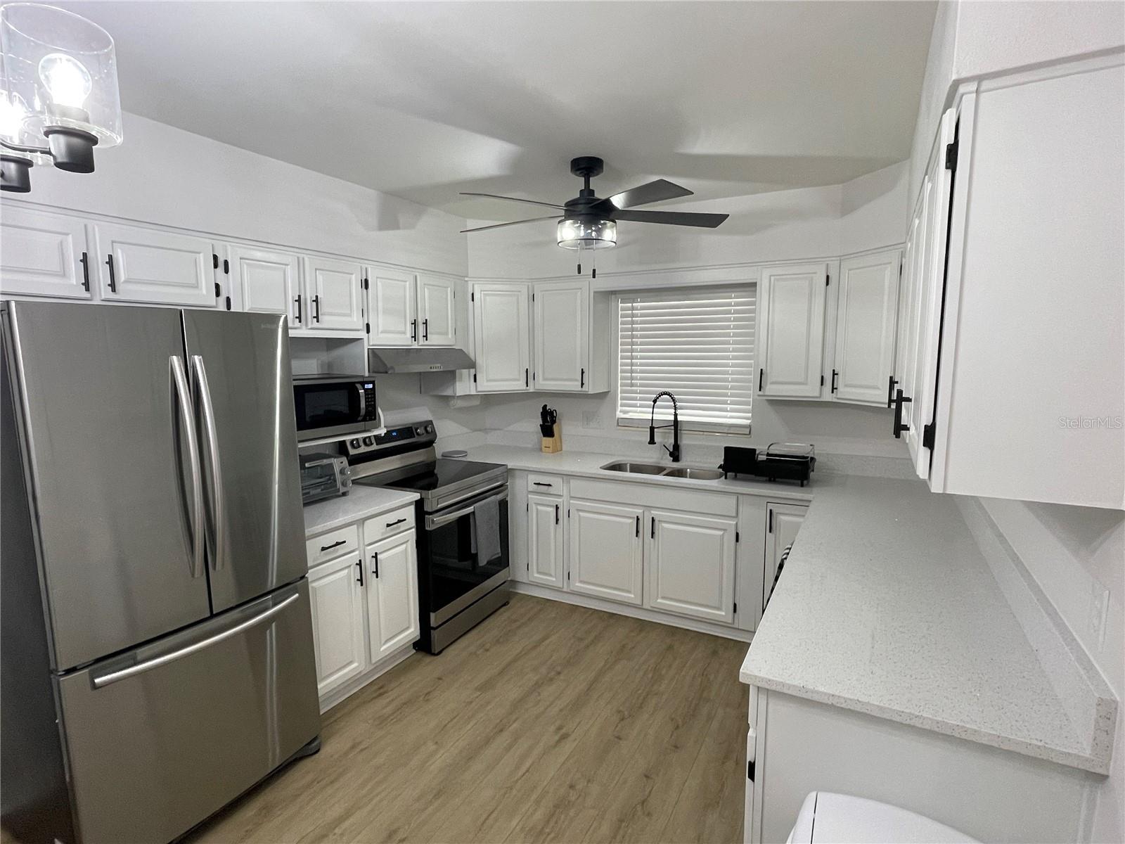 Image 6 of 34 For 3211 Leona Street