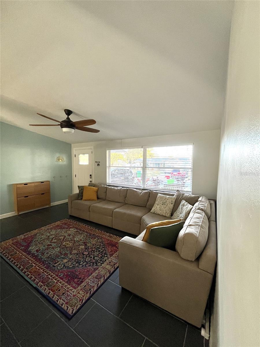 Image 4 of 18 For 11128 116th Street