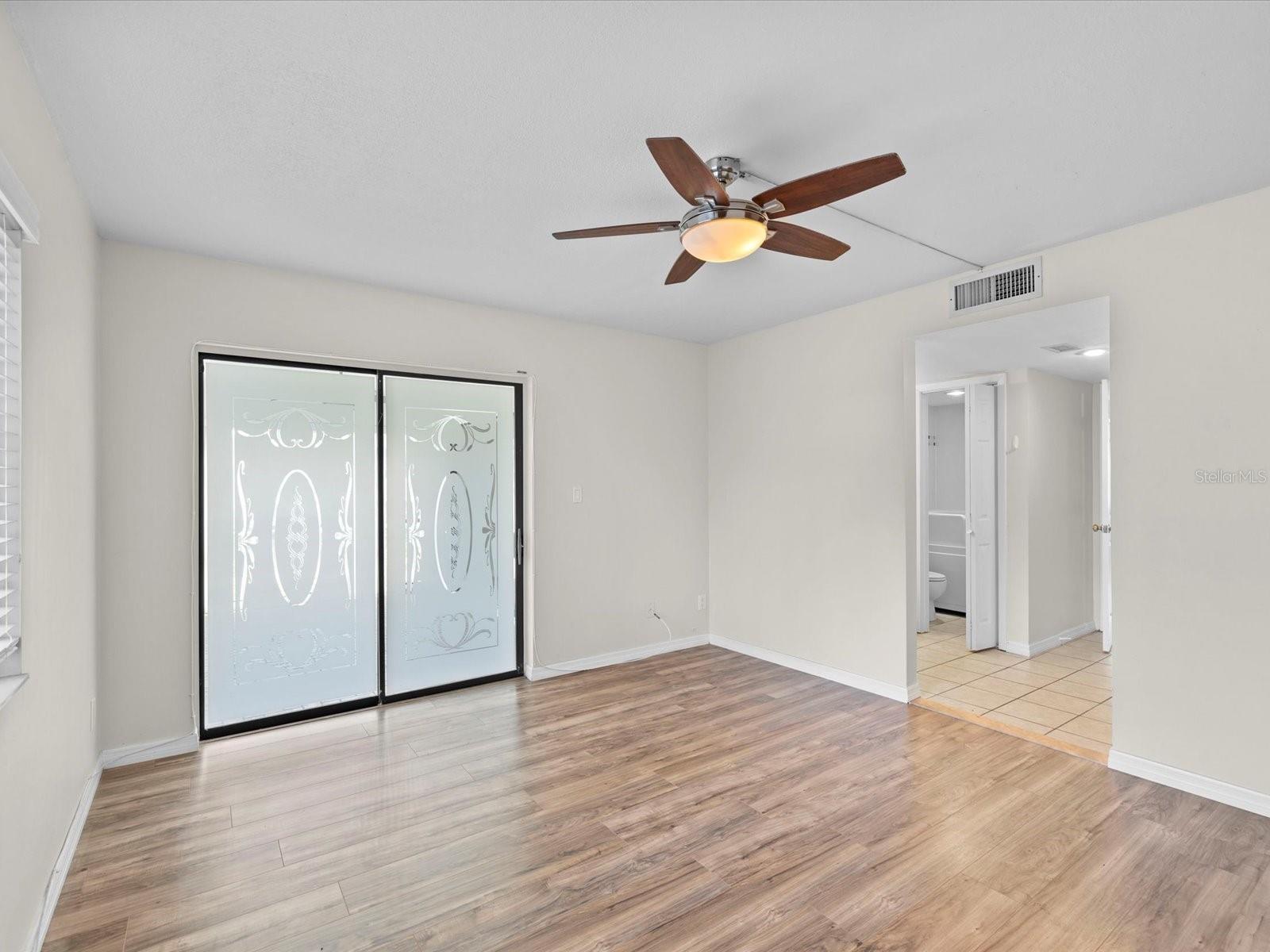 Image 9 of 28 For 2737 Enterprise Road E 111