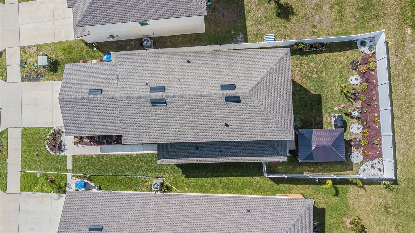 Image 3 of 30 For 5265 Cricket Road