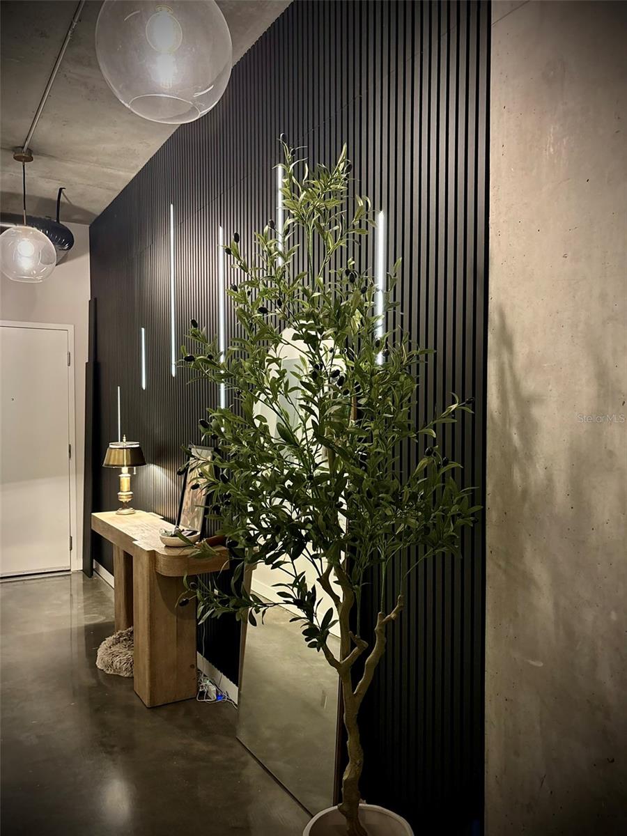 Image 5 of 25 For 1212 Whiting Street 201