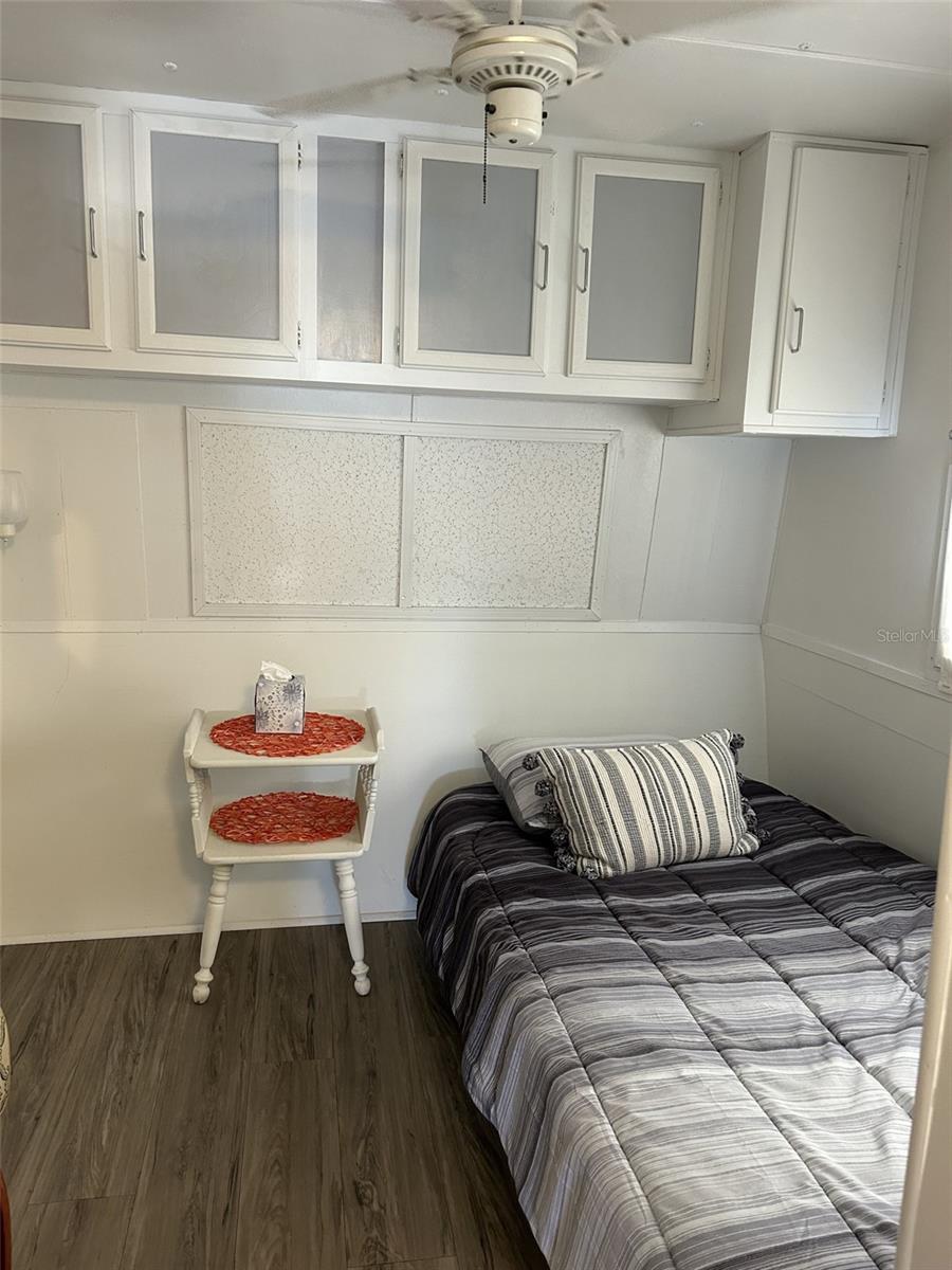 Image 6 of 21 For 79 Eagle Point S