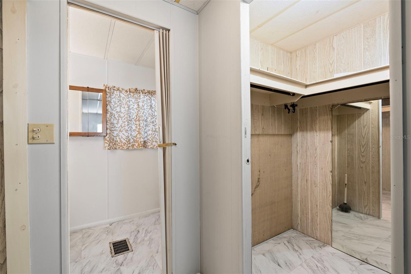 Image 21 of 29 For 12119 Bonanza Drive