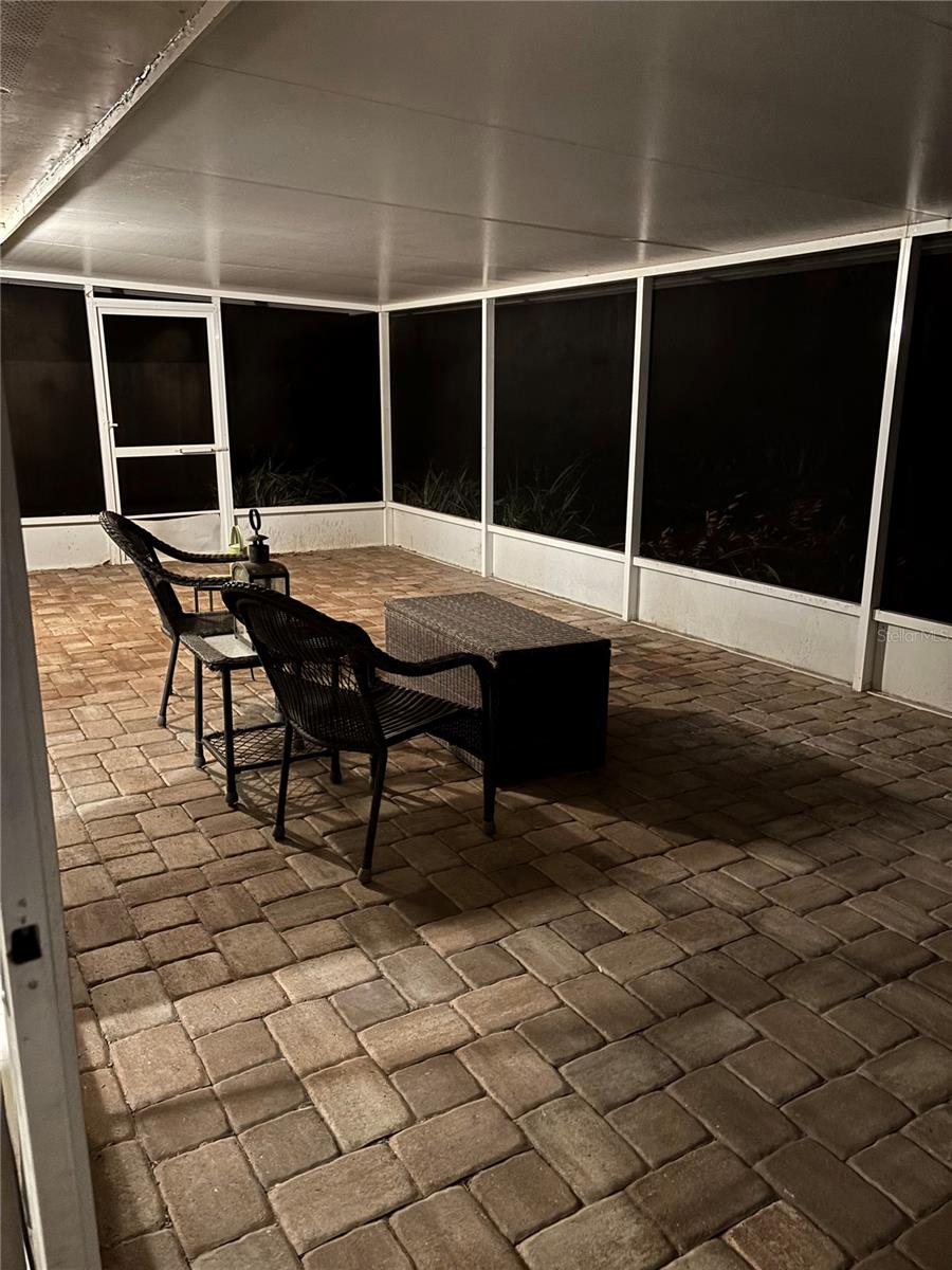 Image 20 of 24 For 5488 Carrollwood Meadows Drive