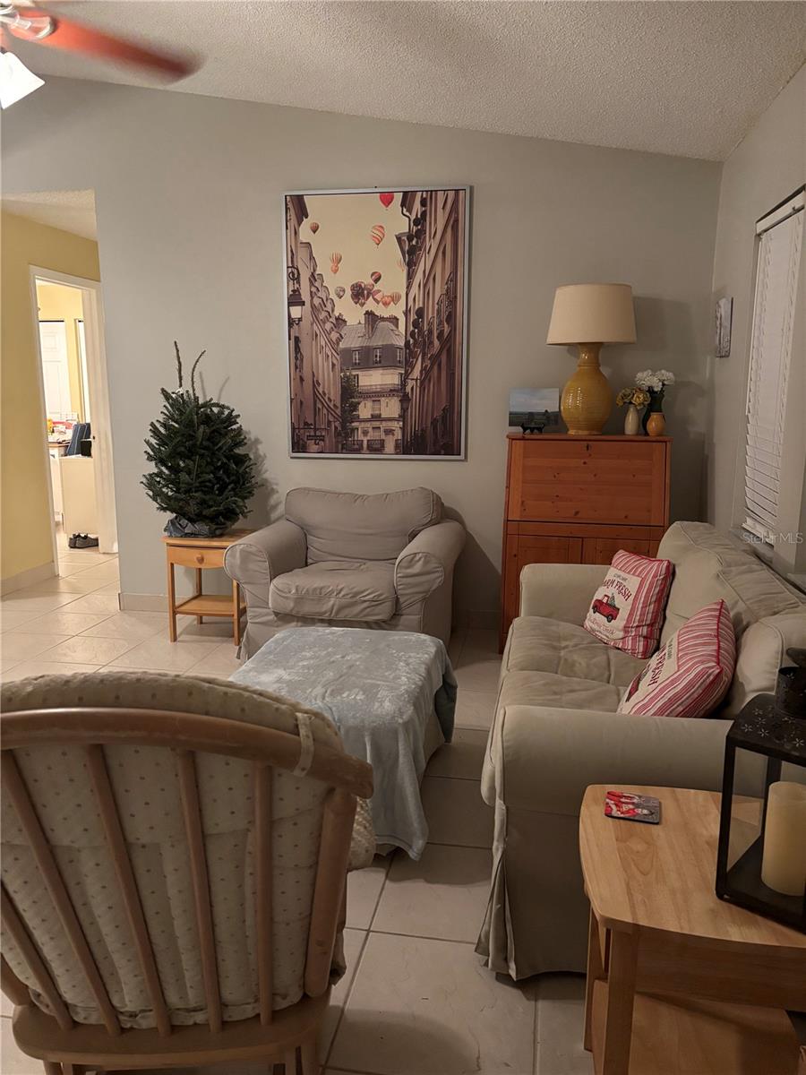 Image 5 of 24 For 5488 Carrollwood Meadows Drive