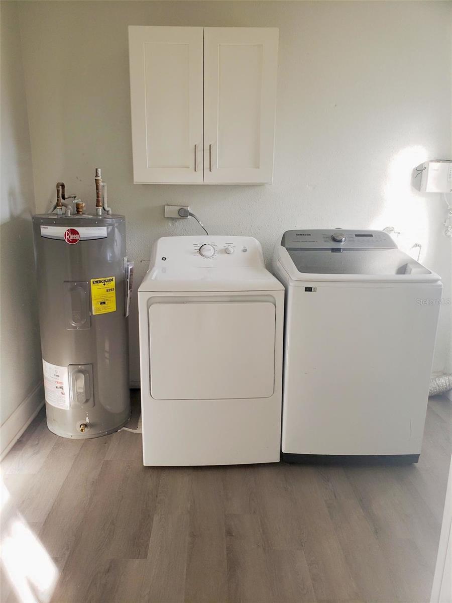 Image 11 of 22 For 1489 De Leon Street