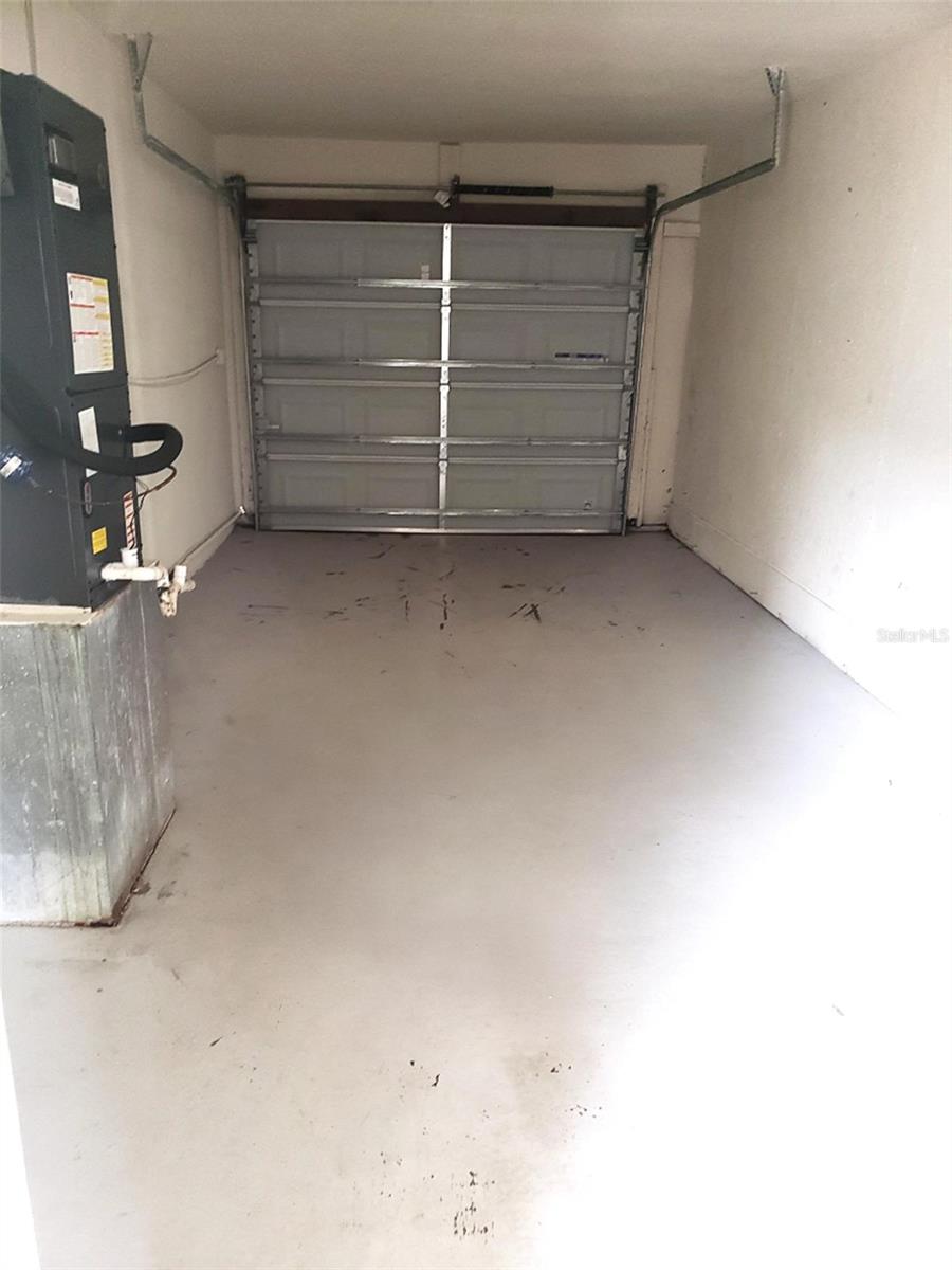 Image 13 of 22 For 1489 De Leon Street