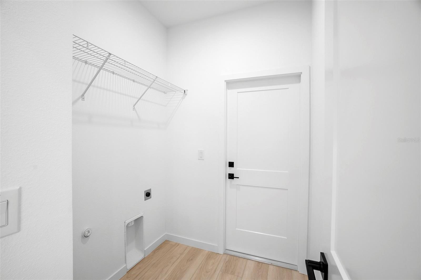 Image 26 of 33 For 3938 Ascot Drive