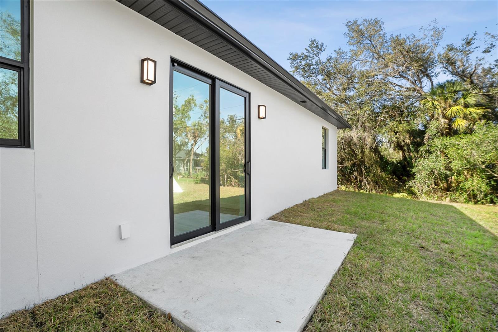 Image 29 of 33 For 3938 Ascot Drive