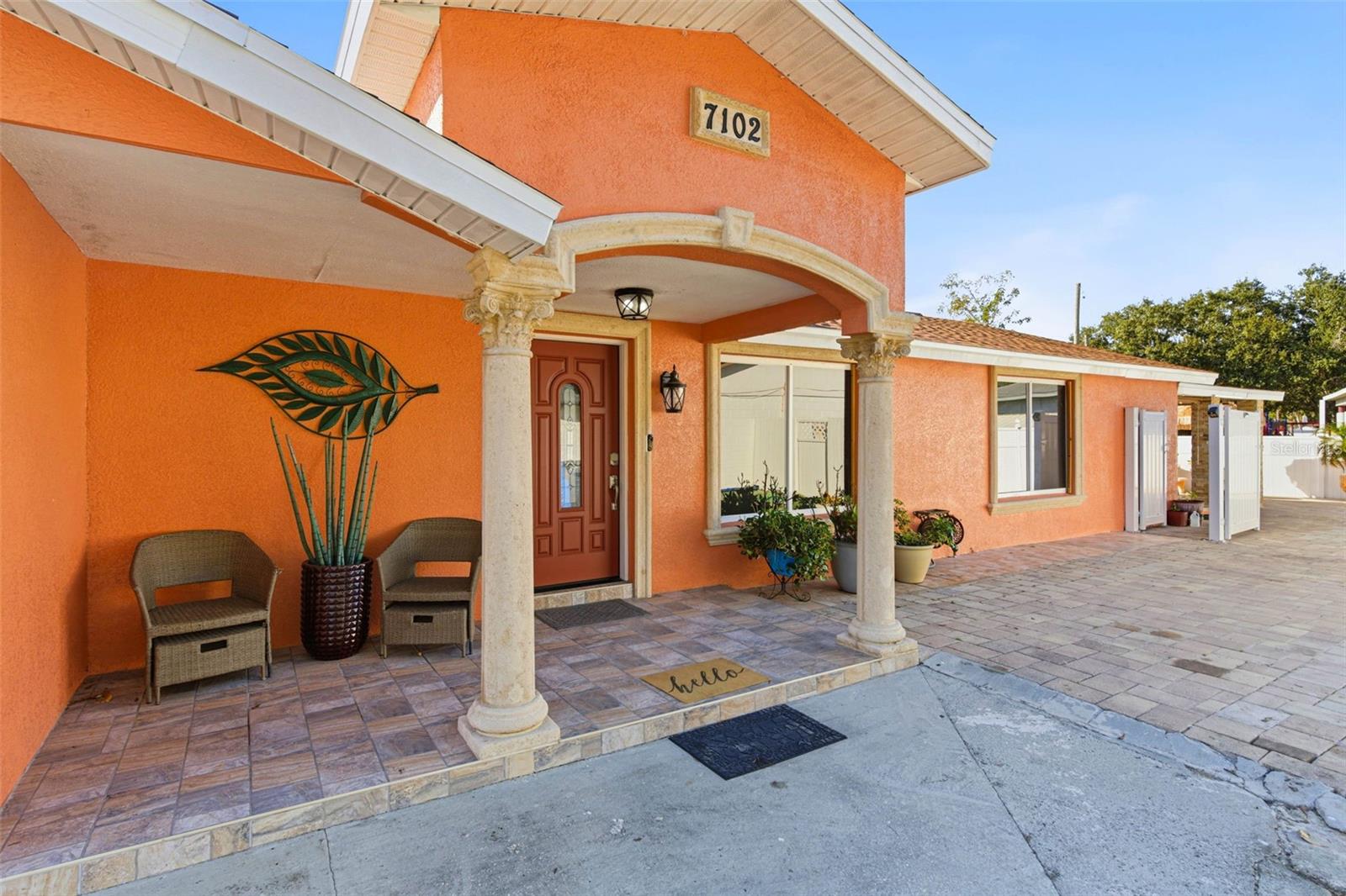 Image 10 of 76 For 7102 Harborhills Court