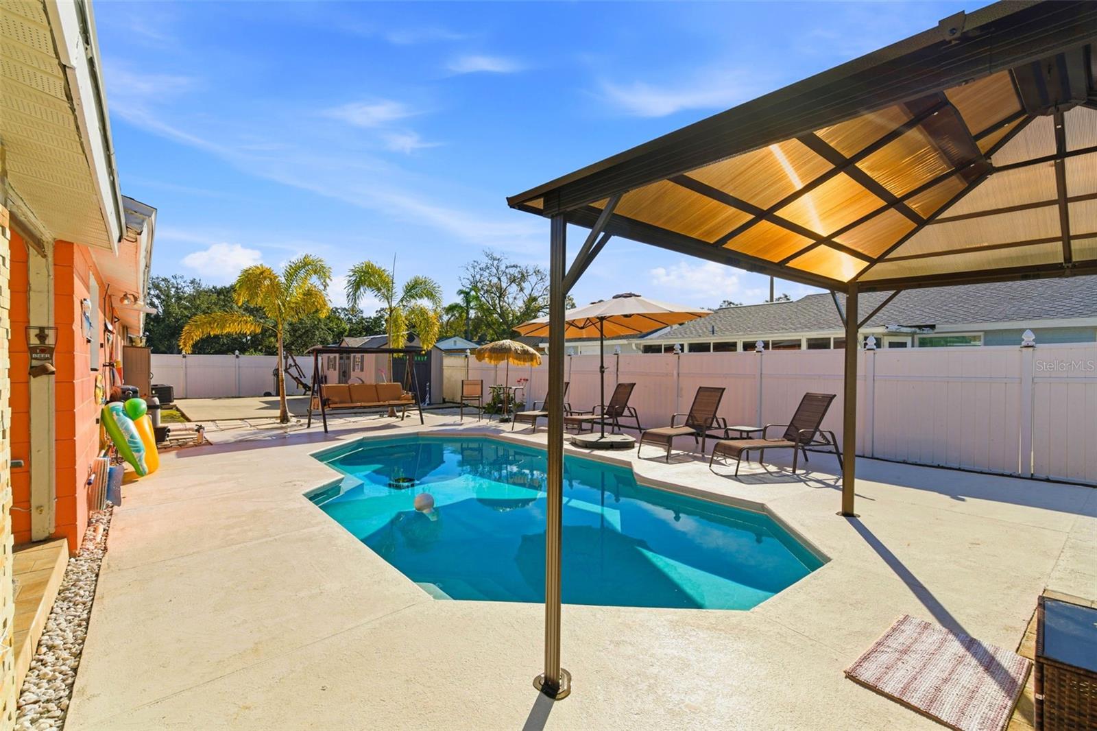 Image 19 of 76 For 7102 Harborhills Court