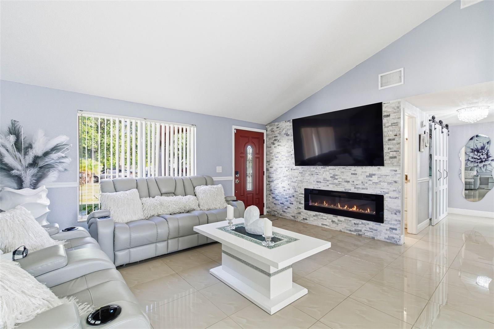 Image 29 of 76 For 7102 Harborhills Court