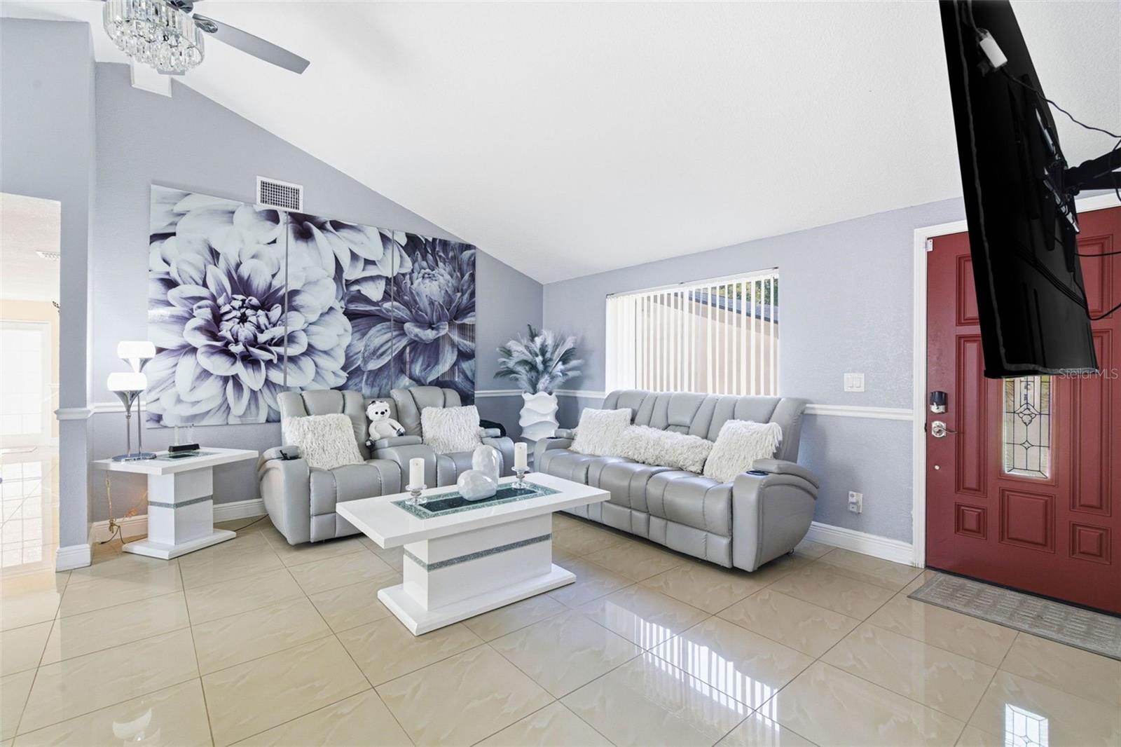 Image 32 of 76 For 7102 Harborhills Court