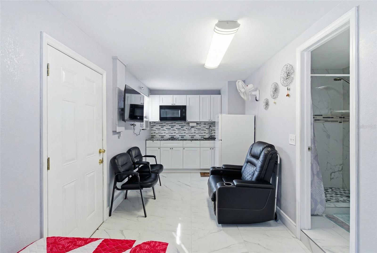 Image 52 of 76 For 7102 Harborhills Court