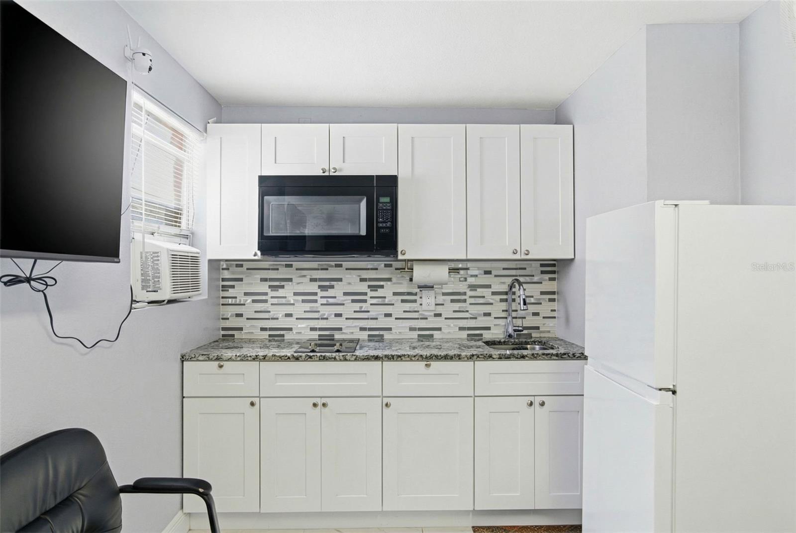 Image 54 of 76 For 7102 Harborhills Court