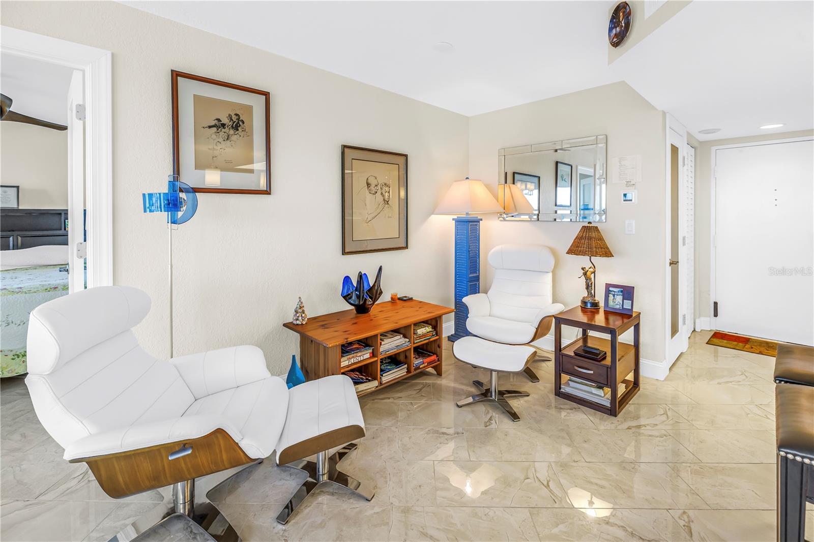 Image 11 of 89 For 5220 Brittany Drive S 1510