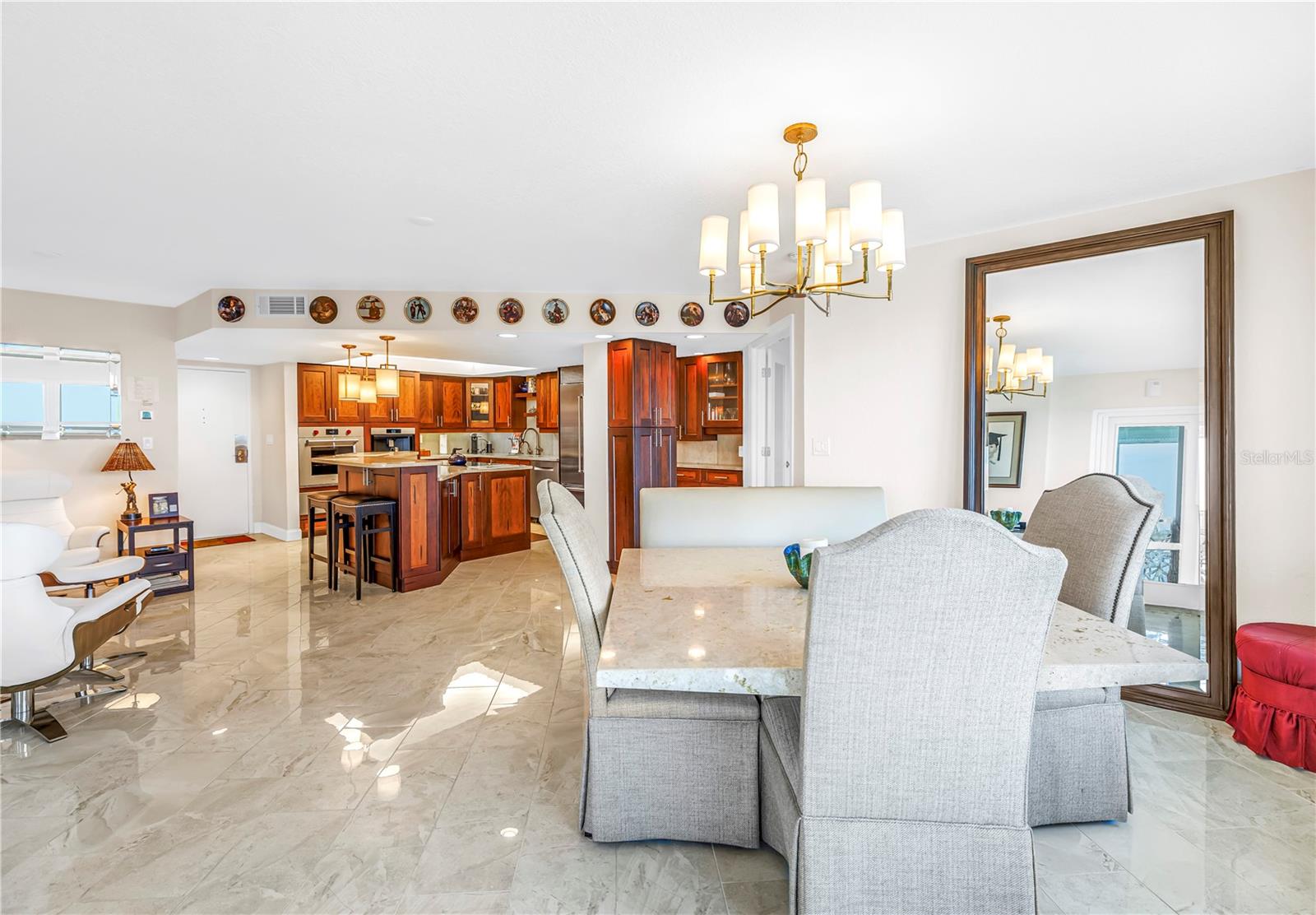 Image 15 of 89 For 5220 Brittany Drive S 1510