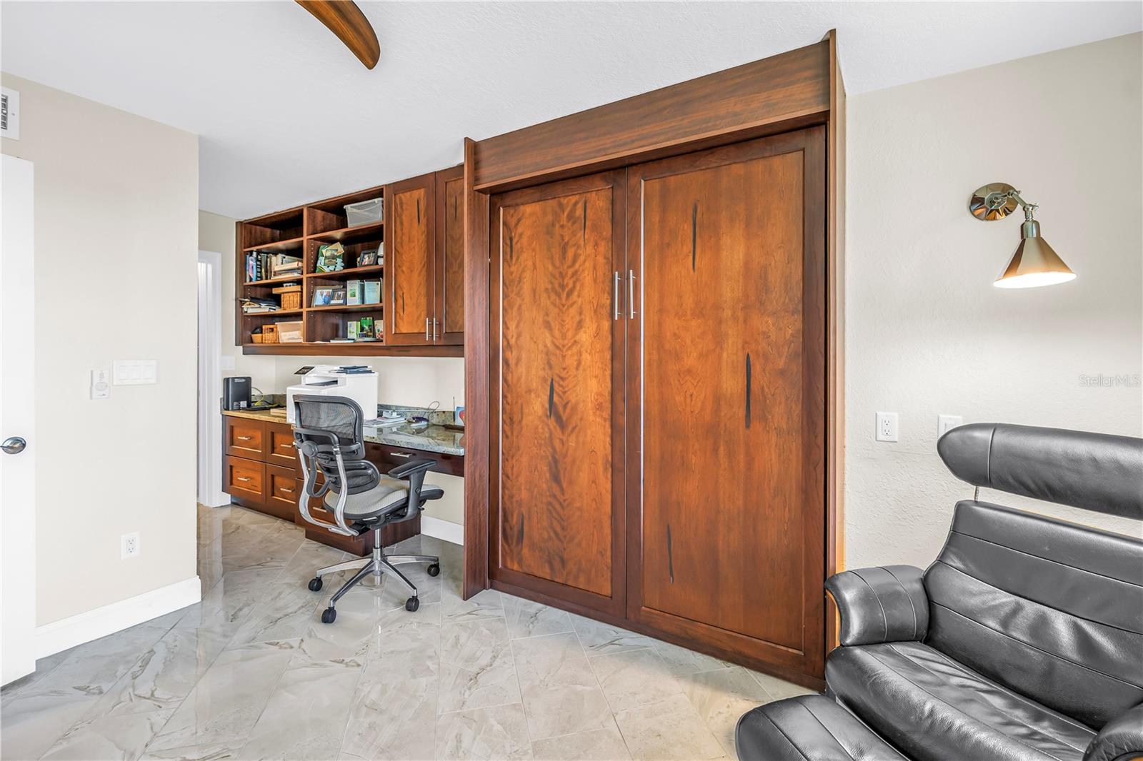 Image 18 of 89 For 5220 Brittany Drive S 1510