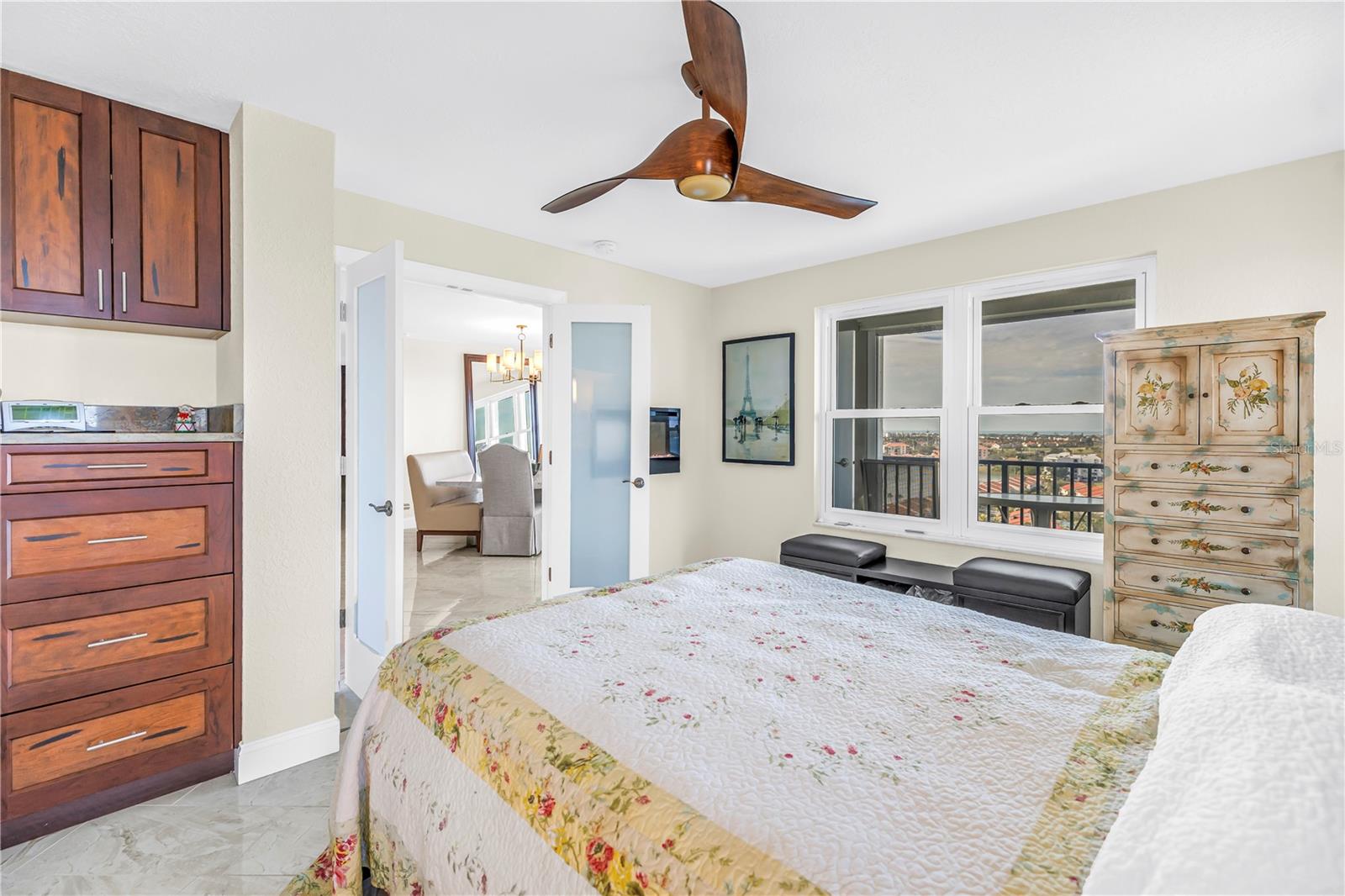 Image 25 of 89 For 5220 Brittany Drive S 1510