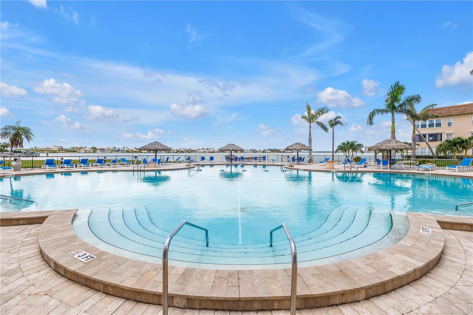 Image 53 of 89 For 5220 Brittany Drive S 1510