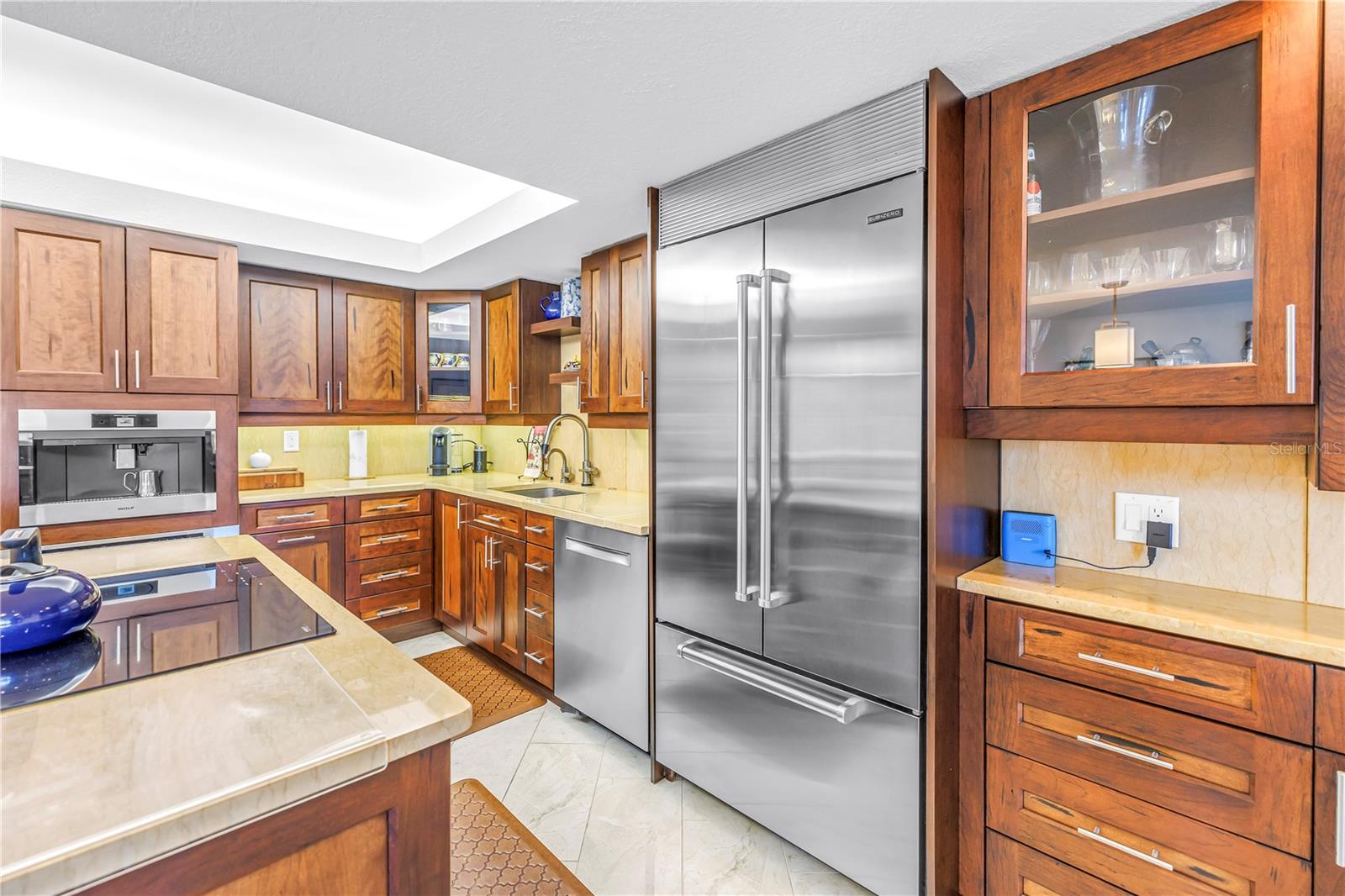 Image 9 of 89 For 5220 Brittany Drive S 1510