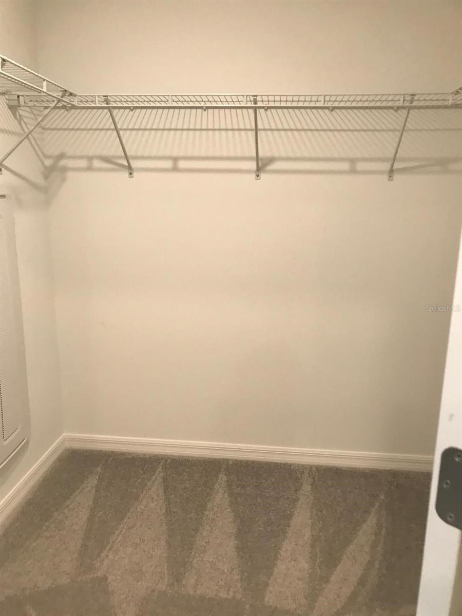 Image 18 of 26 For 10184 Honey Hammock Way