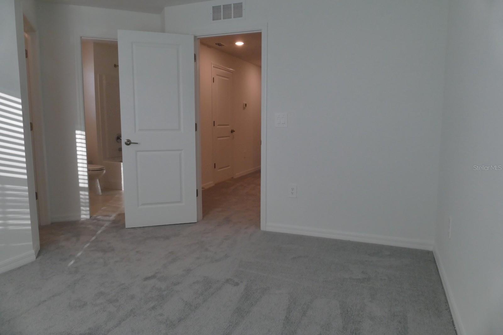 Image 19 of 26 For 10184 Honey Hammock Way