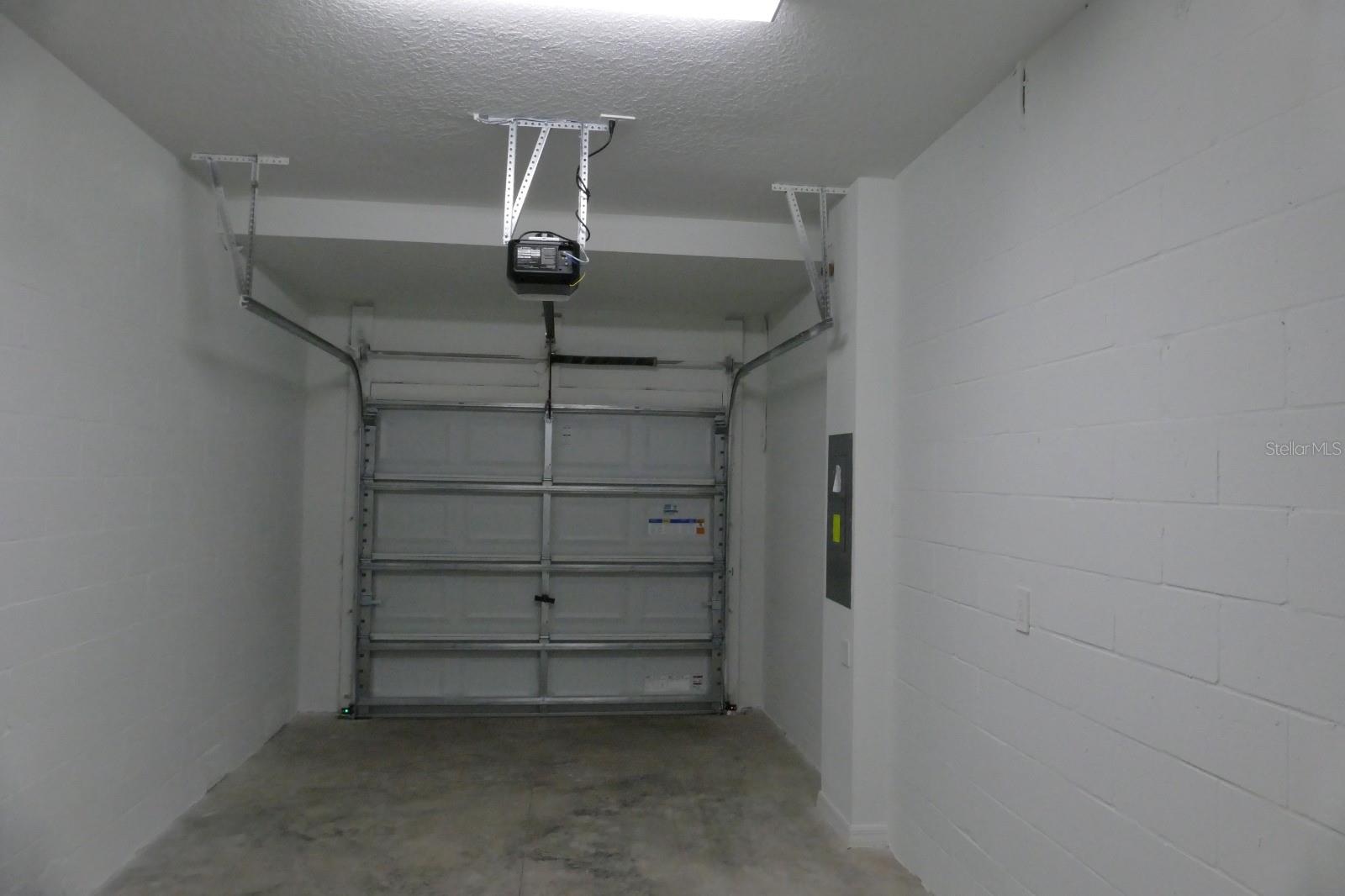 Image 22 of 26 For 10184 Honey Hammock Way