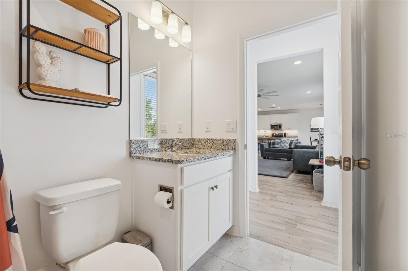 Image 23 of 71 For 12107 Nouveau Avenue