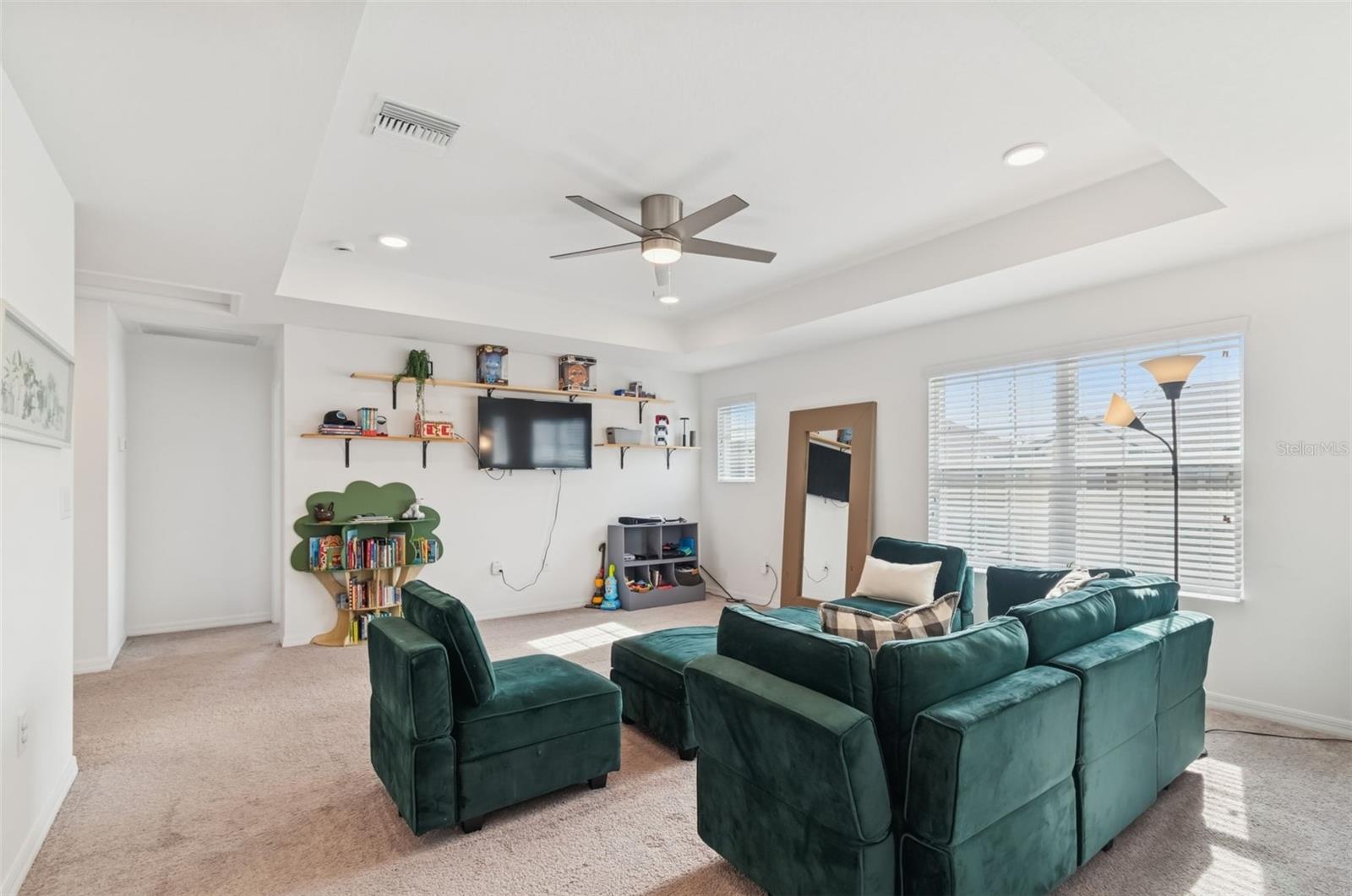 Image 27 of 71 For 12107 Nouveau Avenue