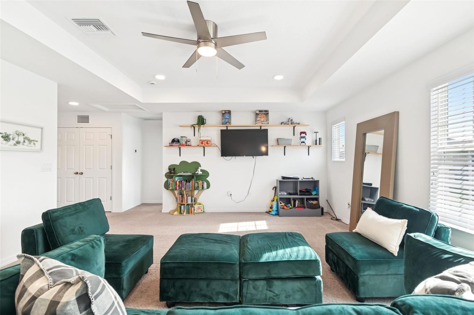 Image 28 of 71 For 12107 Nouveau Avenue