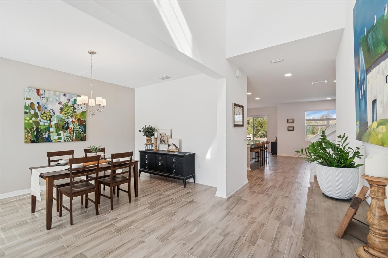 Image 7 of 71 For 12107 Nouveau Avenue