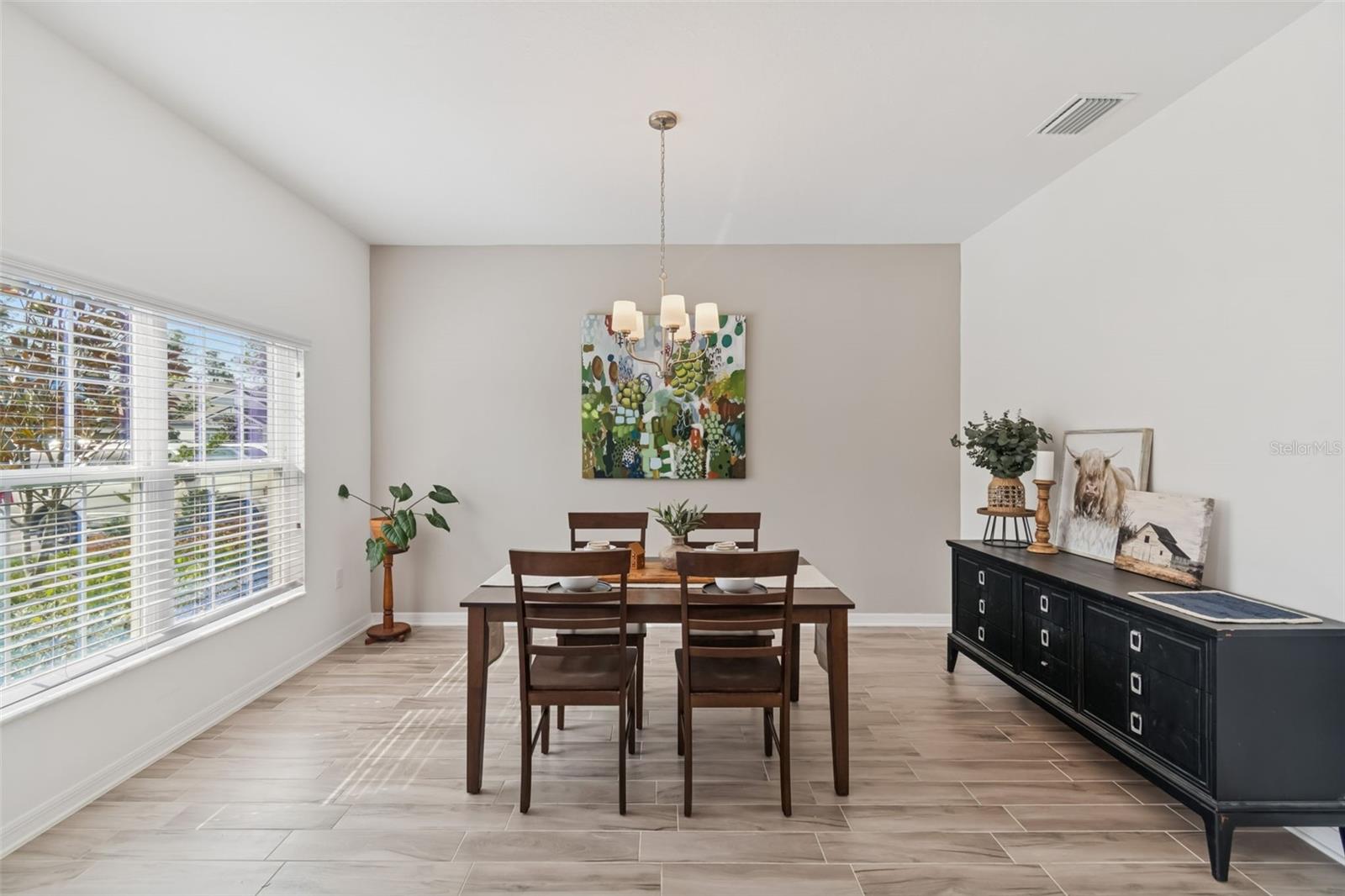 Image 9 of 71 For 12107 Nouveau Avenue