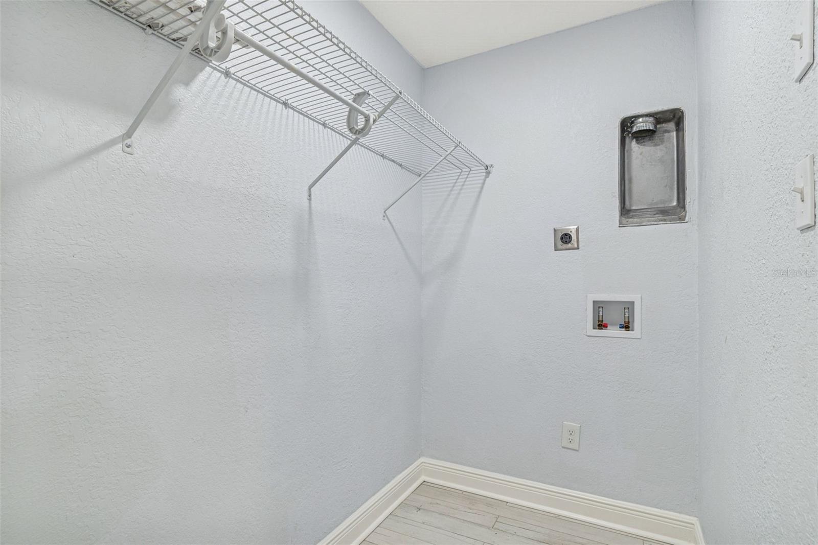 Image 30 of 97 For 120 19th Avenue N