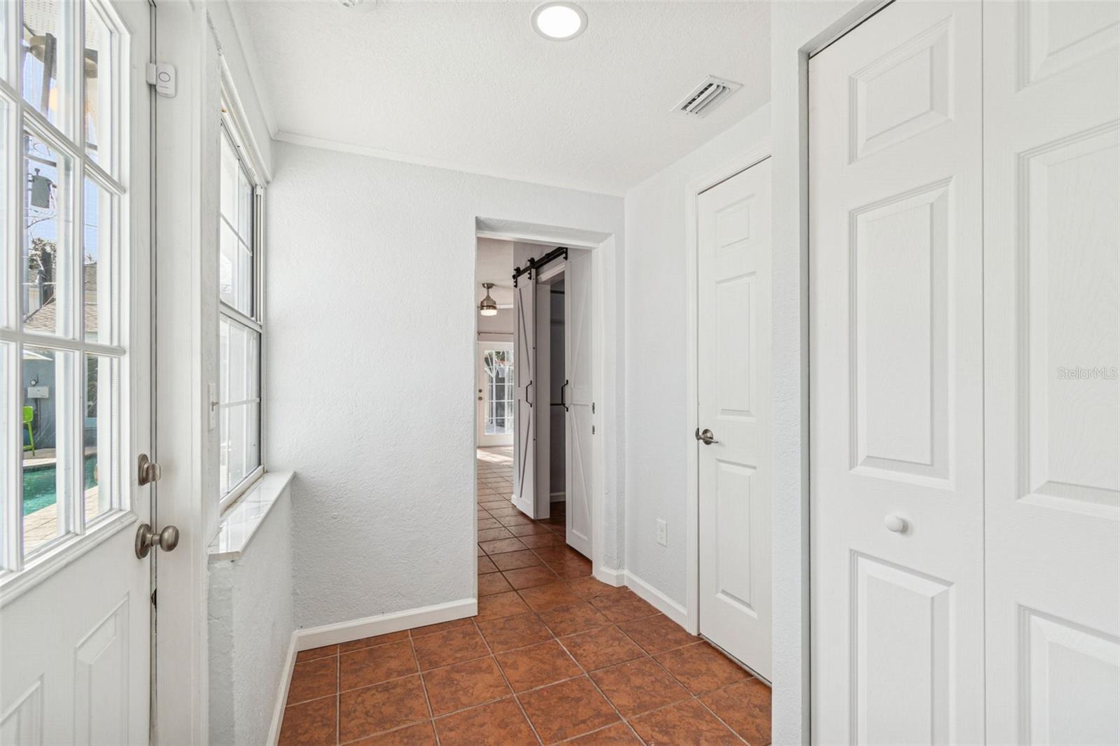 Image 44 of 97 For 120 19th Avenue N