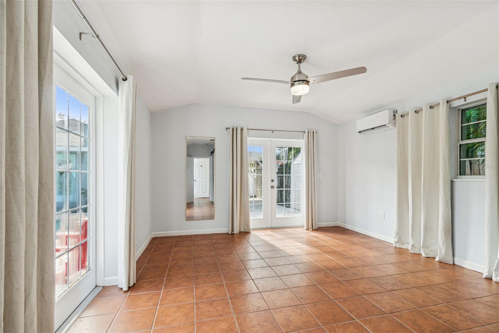 Image 51 of 97 For 120 19th Avenue N