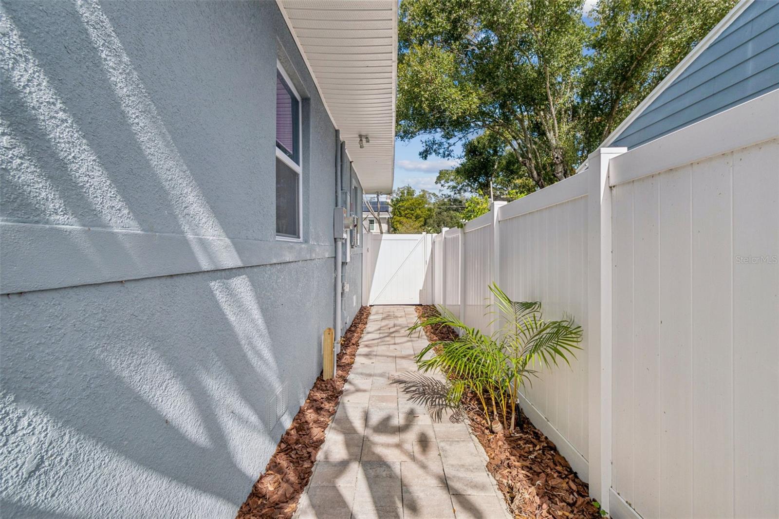 Image 56 of 97 For 120 19th Avenue N