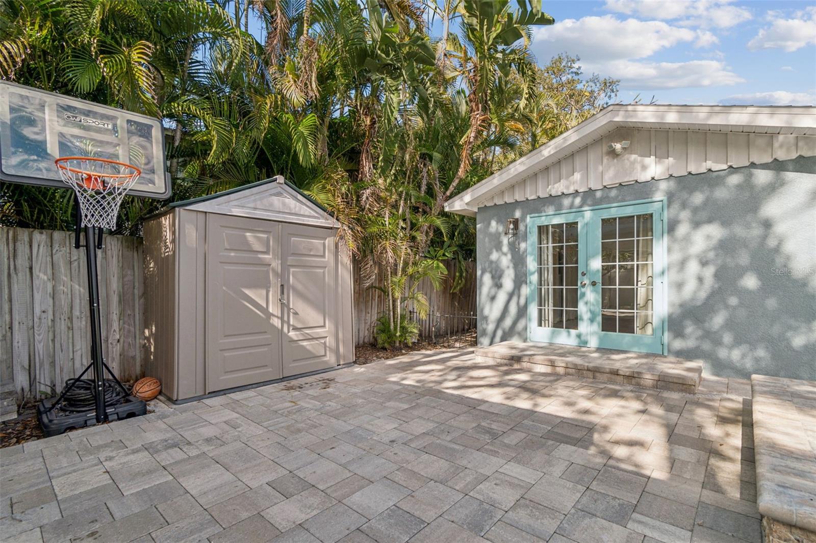 Image 65 of 97 For 120 19th Avenue N