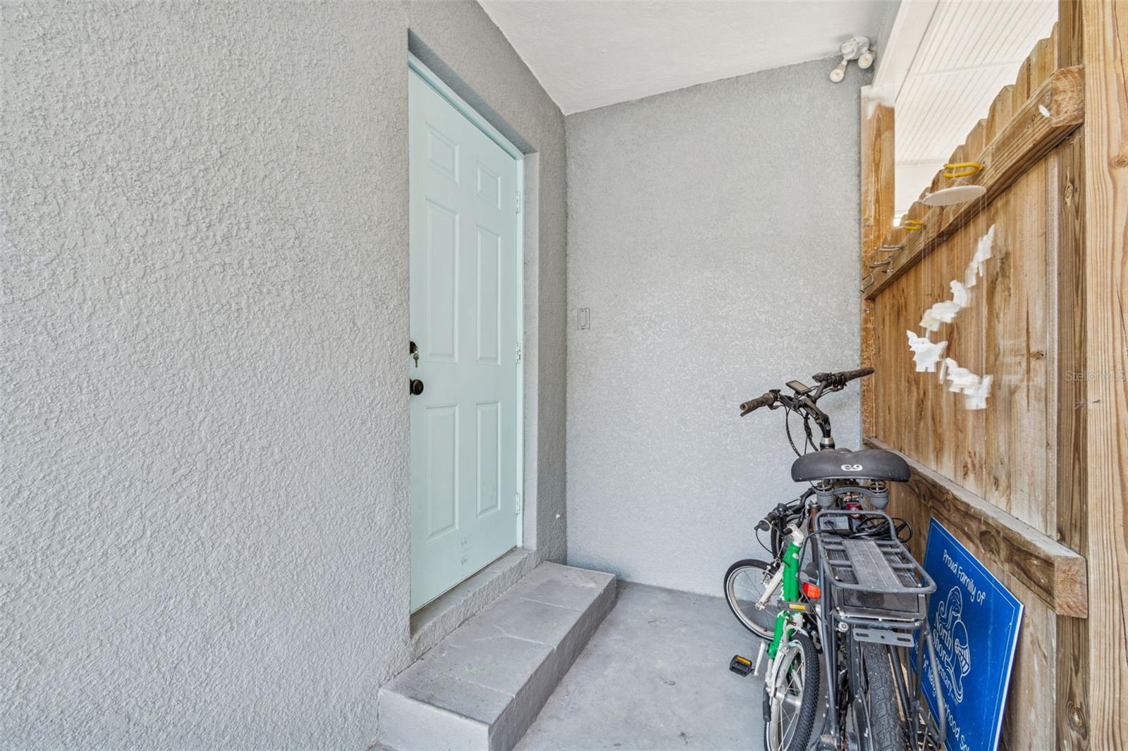 Image 69 of 97 For 120 19th Avenue N