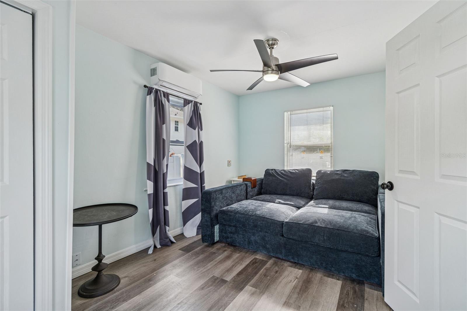 Image 78 of 97 For 120 19th Avenue N